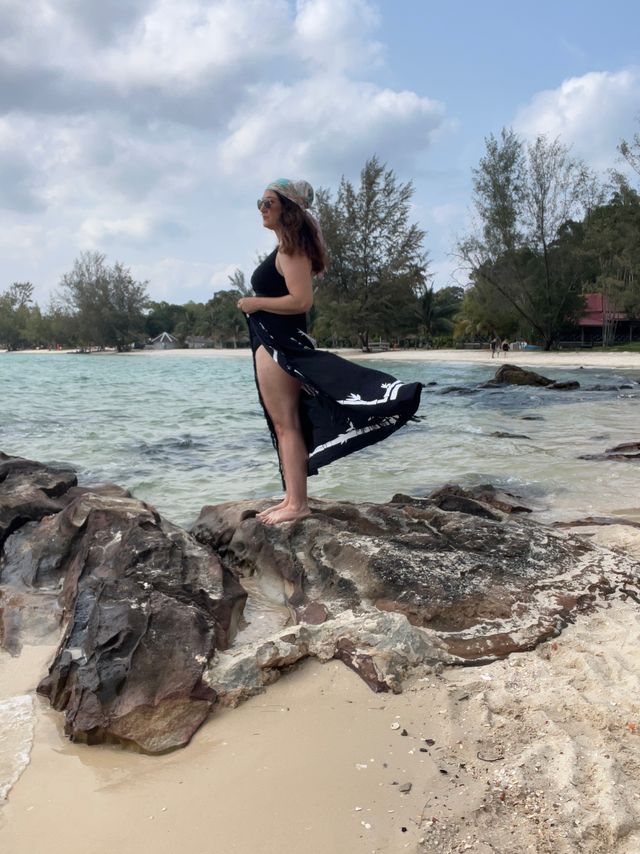 Thunder In Our Hearts Black & Pink - Extra Large Sarong