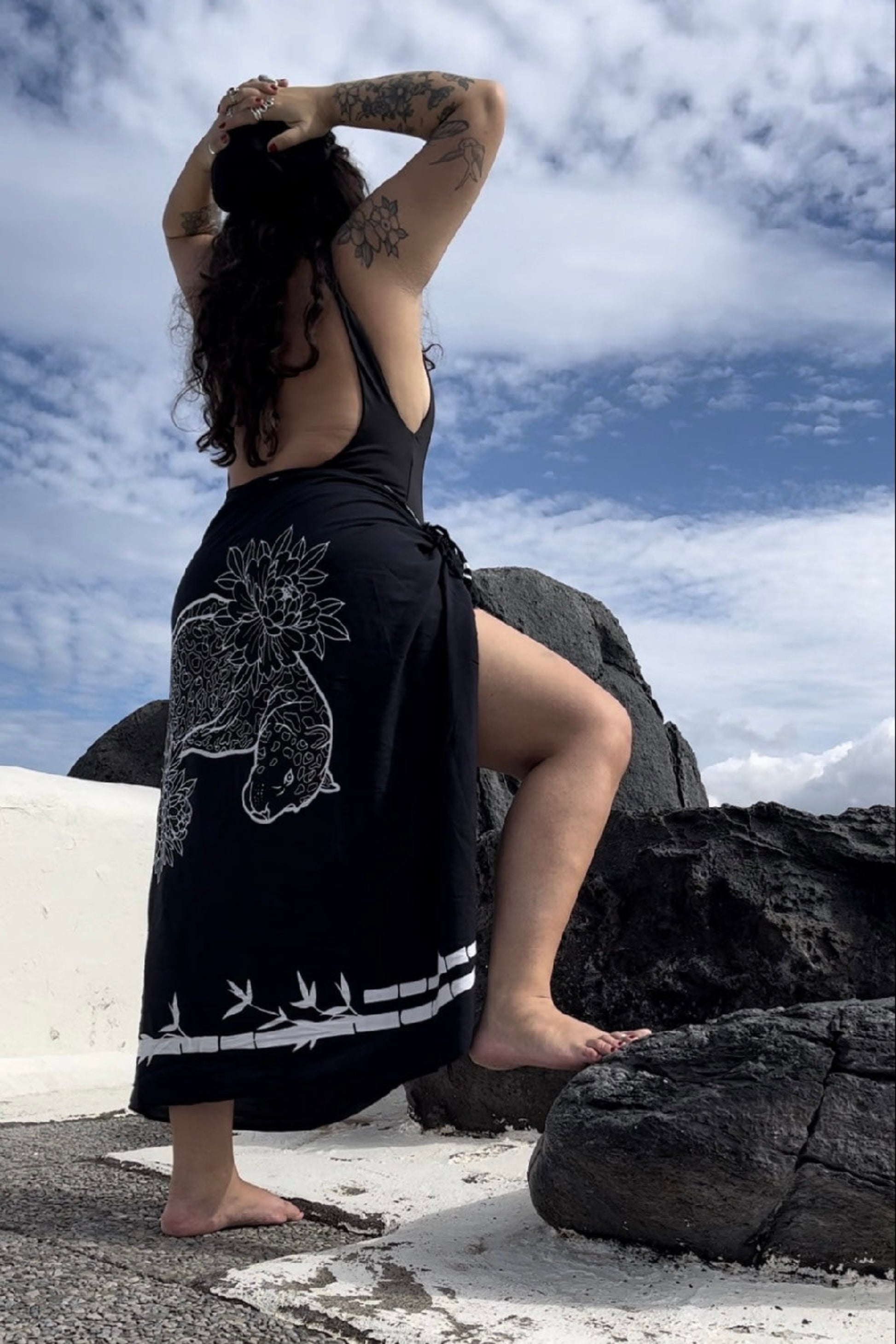 Thunder In Our Hearts Black - Extra Large Sarong