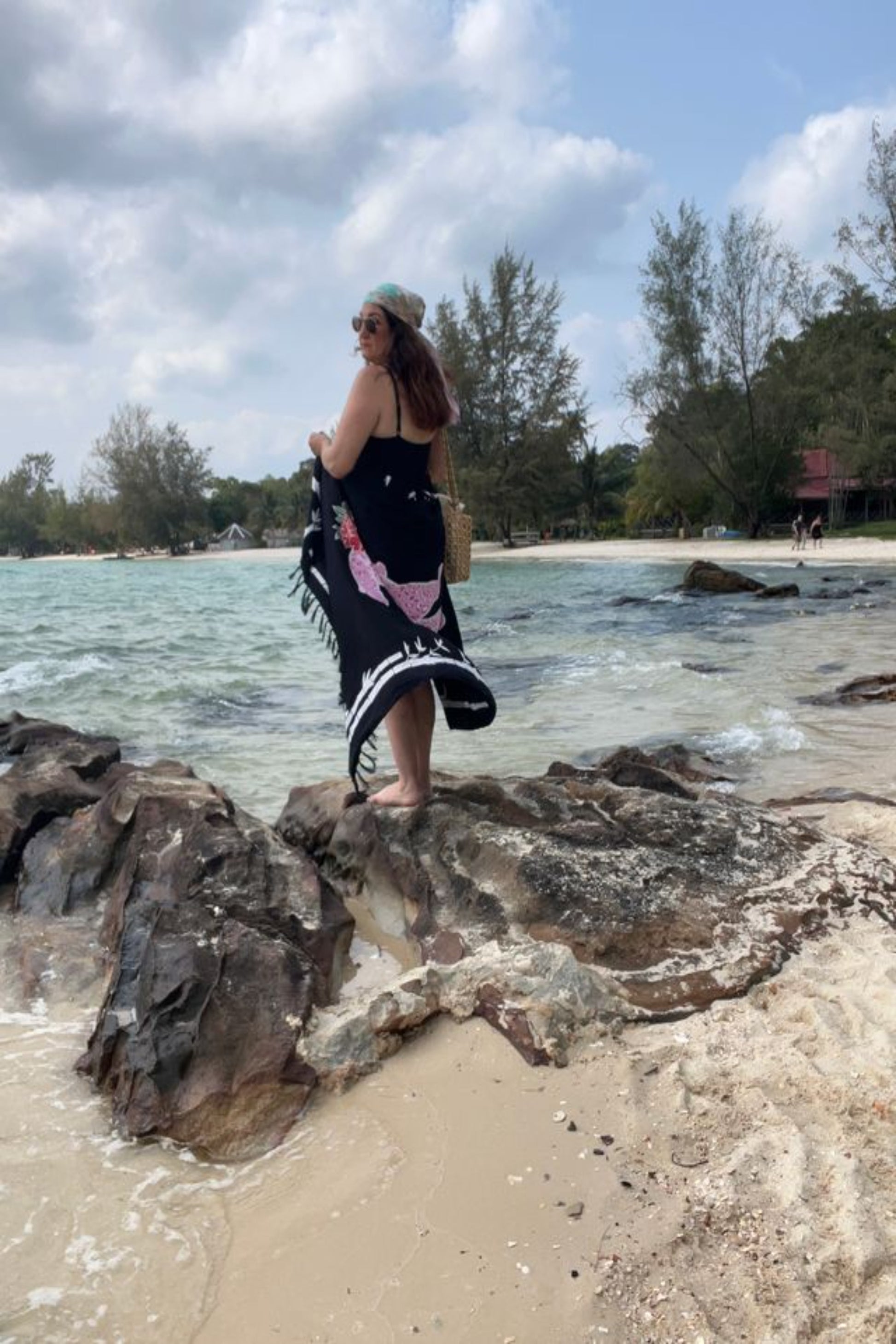 Thunder In Our Hearts Black & Pink - Extra Large Sarong