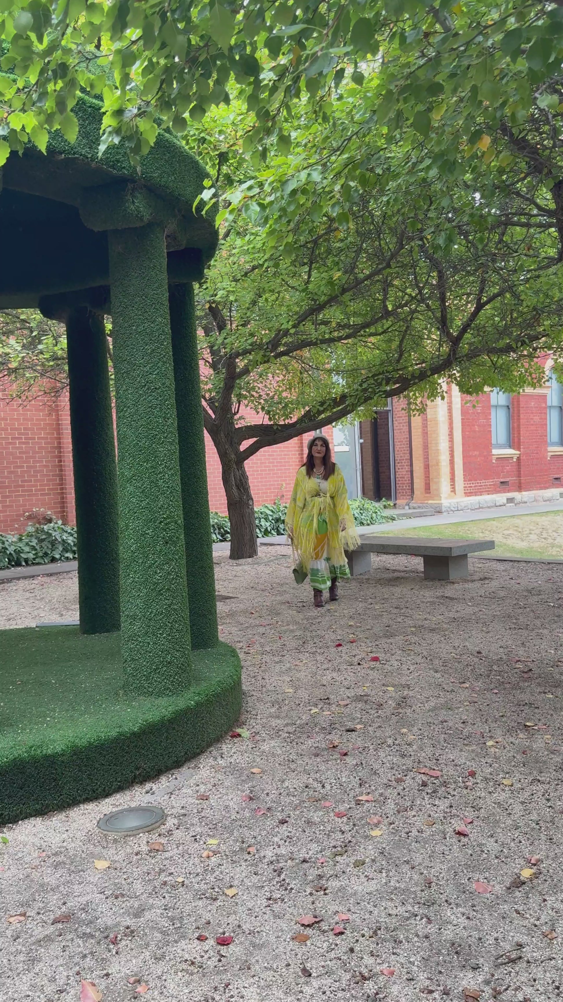 L'amore - Wide Sleeve Robe in Limoncello