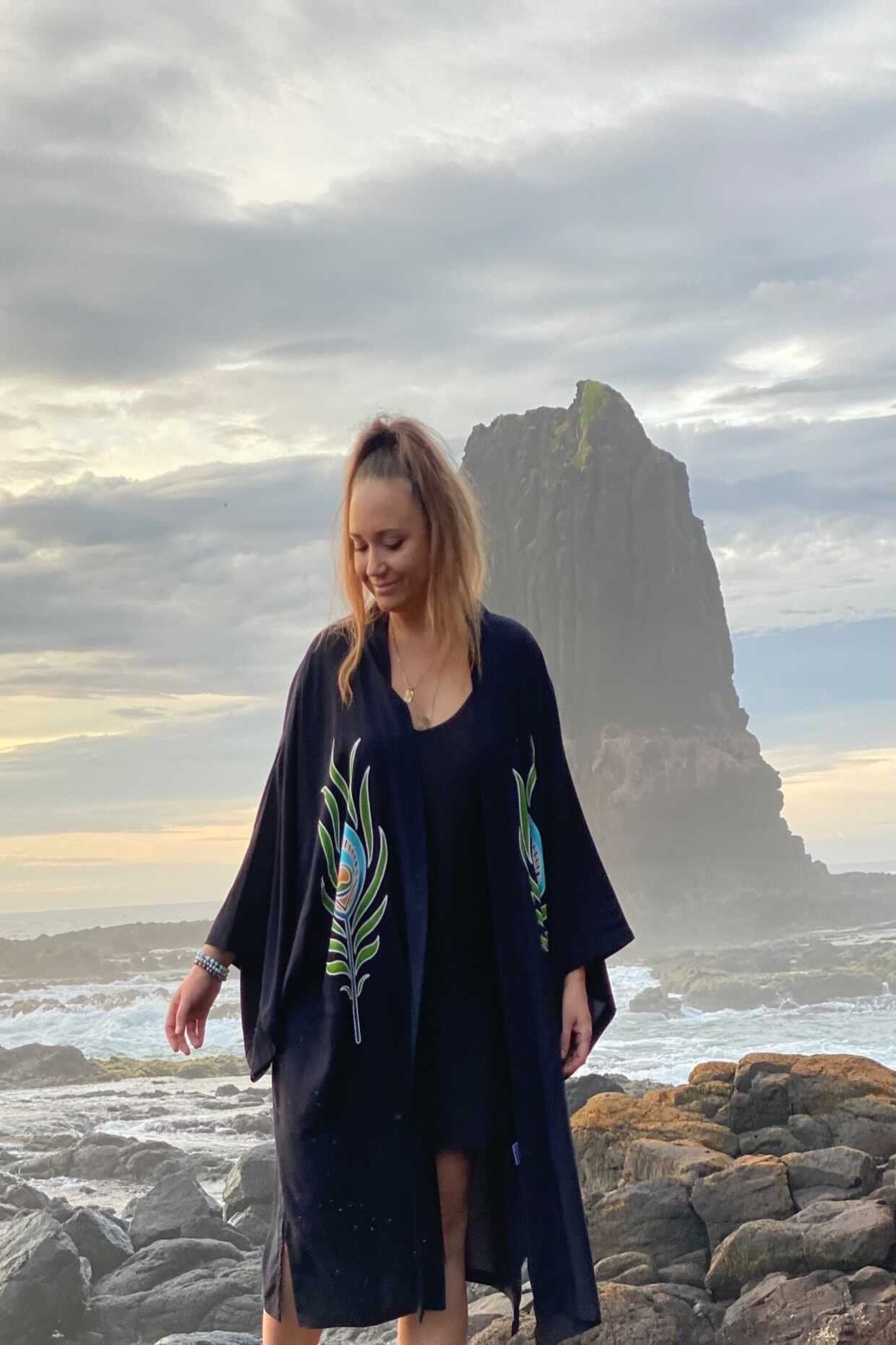 Wandering Stars Black -  Wide Sleeve Robe