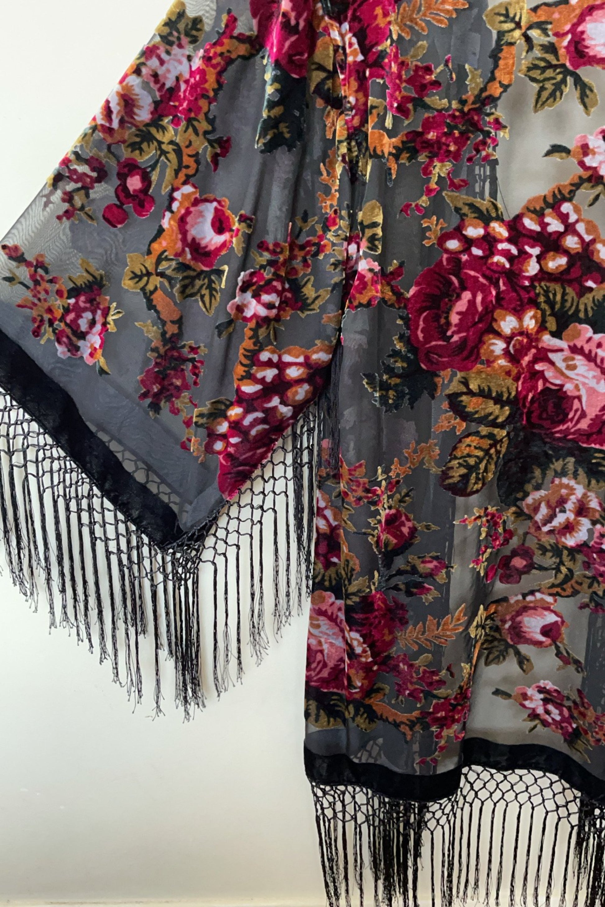 Little Lies Black- Wide Sleeve Robe
