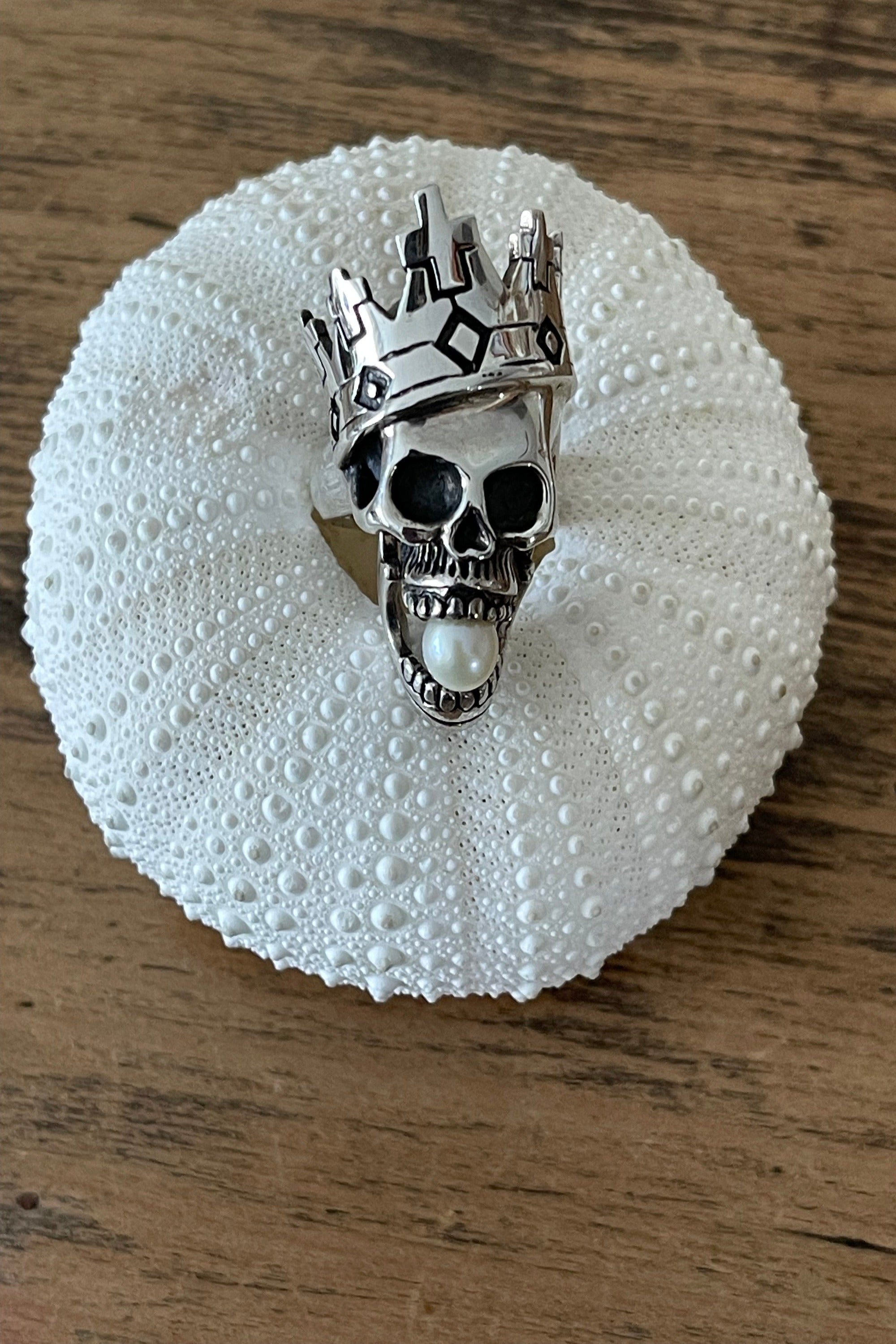 Crowned Skull Pearl Ring