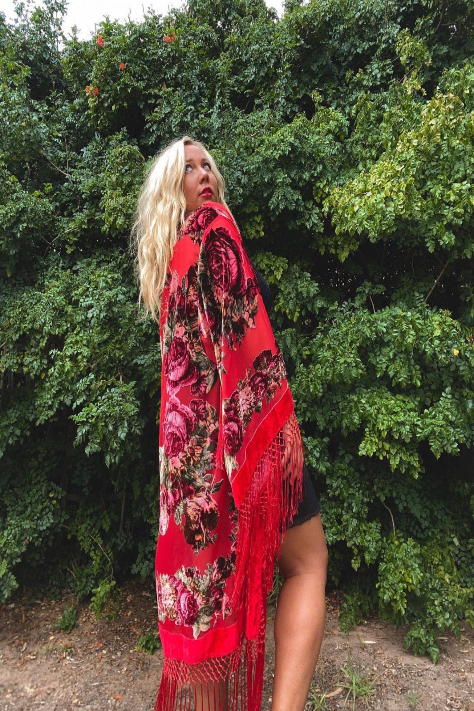 Southern Rose Red - Wide Sleeve Robe
