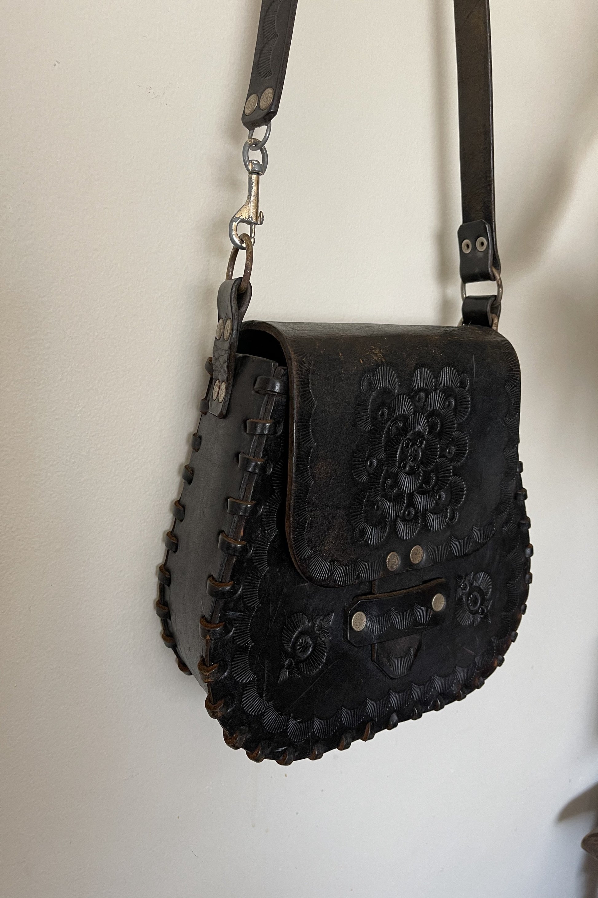 Vintage 1970s Hand Tooled Black Leather Handbag