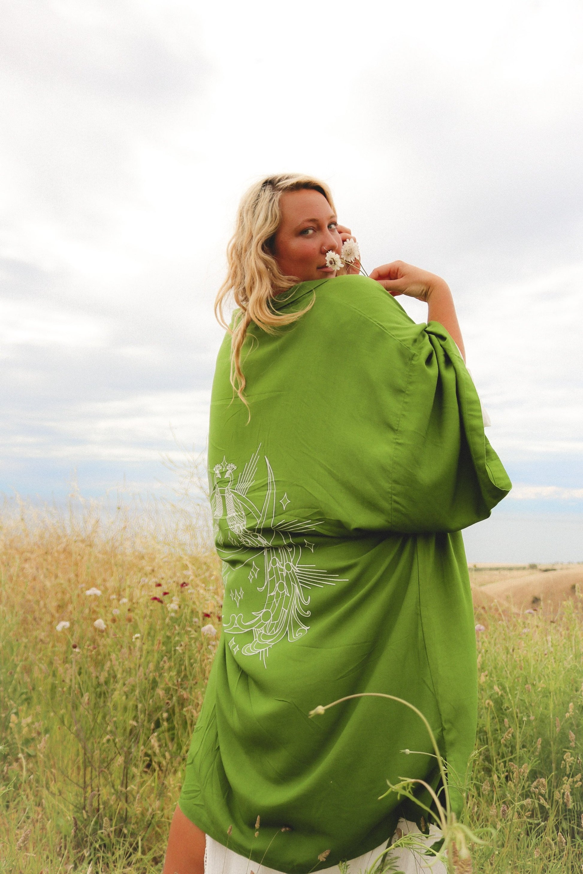 Wandering Stars Green -  Wide Sleeve Robe