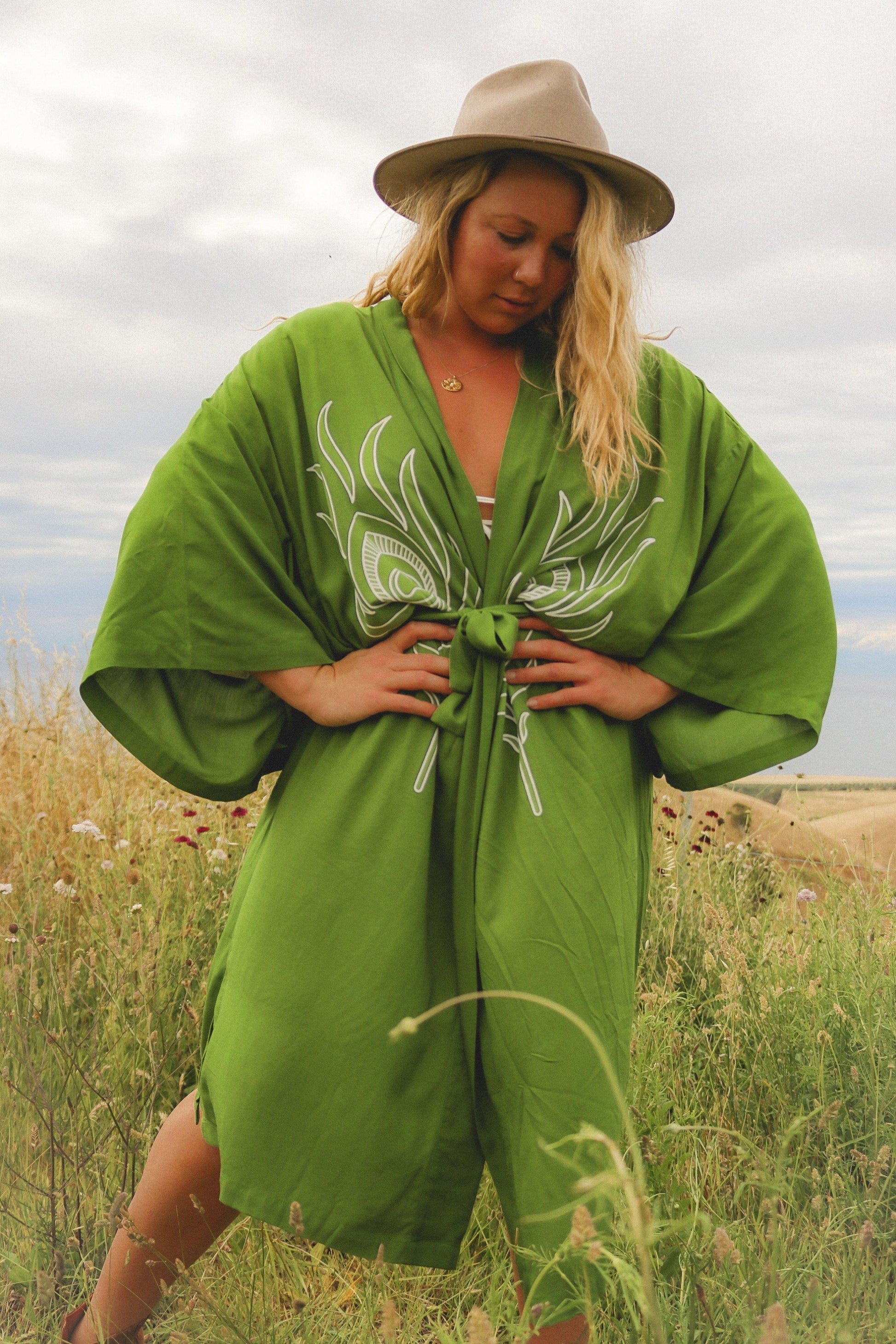 Wandering Stars Green -  Wide Sleeve Robe